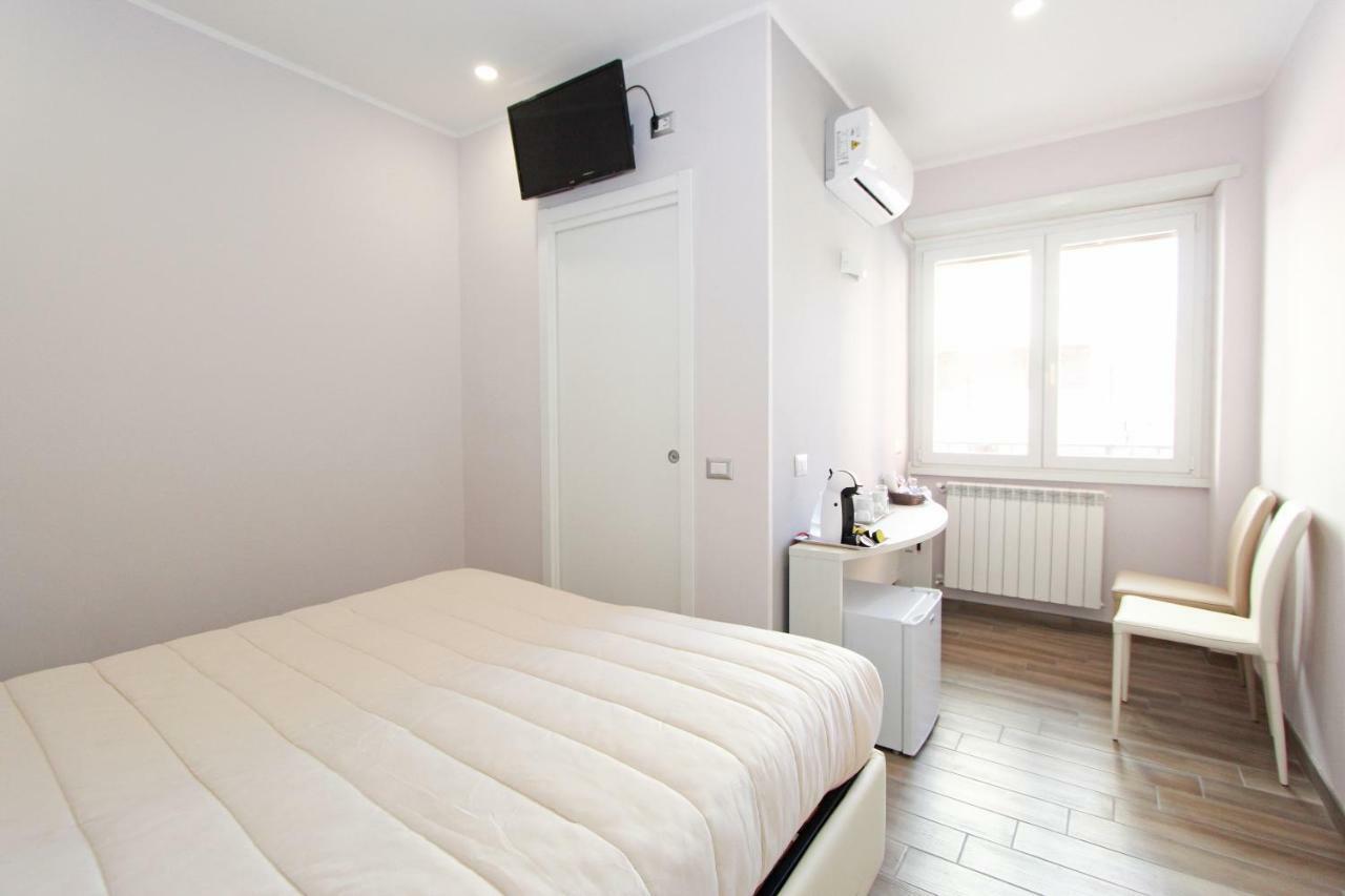 Vatican Gabriel Bed & Breakfast โรม ภายนอก รูปภาพ